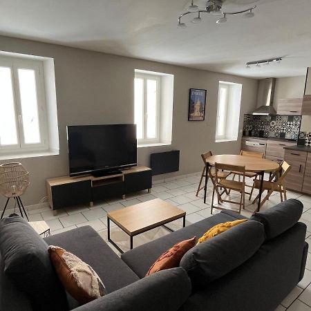Bel Appartement 2 Chambres Au Coeur Du Village Eyragues Esterno foto