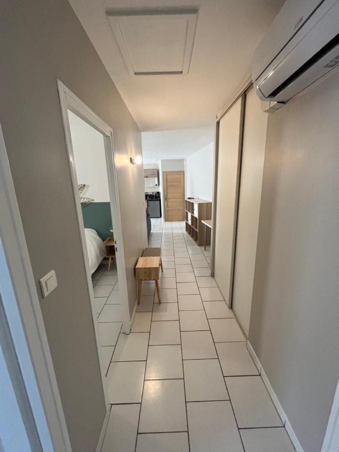Bel Appartement 2 Chambres Au Coeur Du Village Eyragues Esterno foto